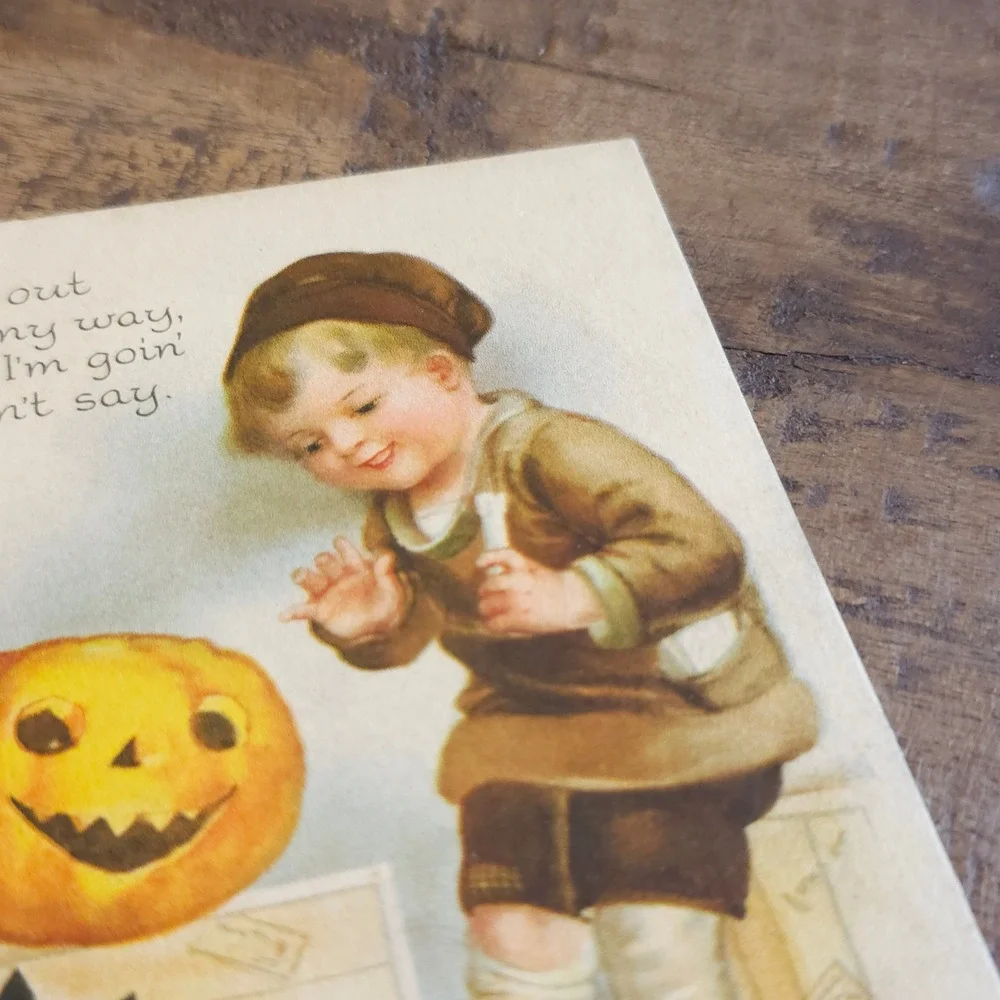 Wolf & co antique halloween